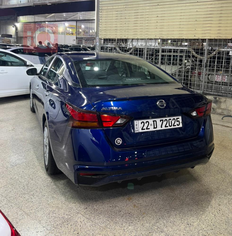 Nissan Altima
